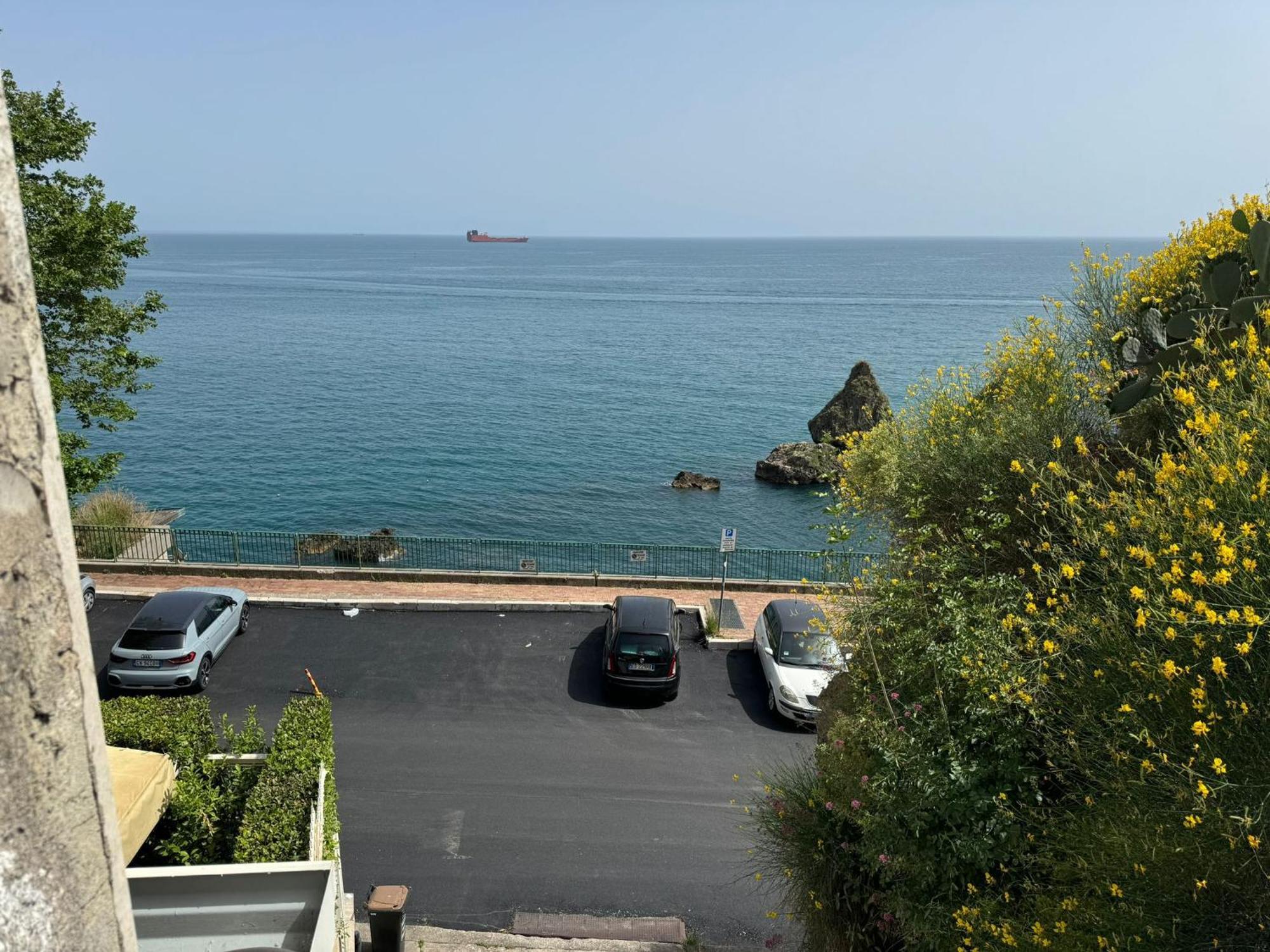 Casa Vittoria Apartment Vietri sul Mare Exterior photo